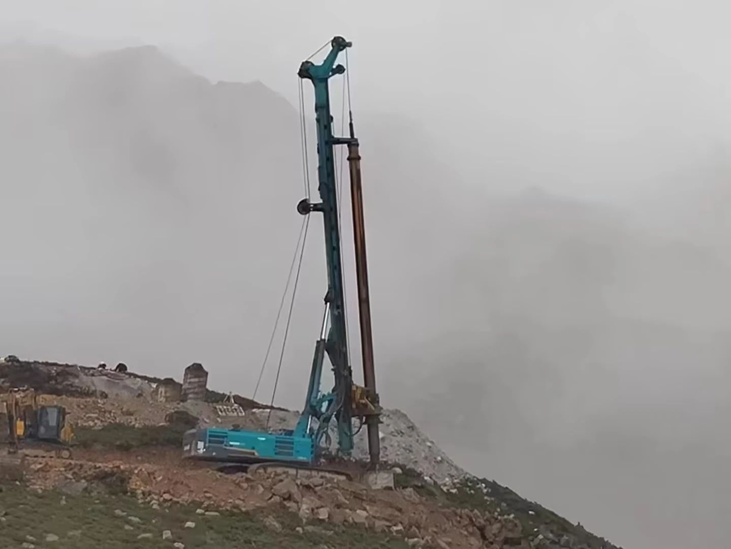 助力天下最高海拔特高压直流输电工程，，，九州ku酷游智能旋挖钻机展现硬核实力