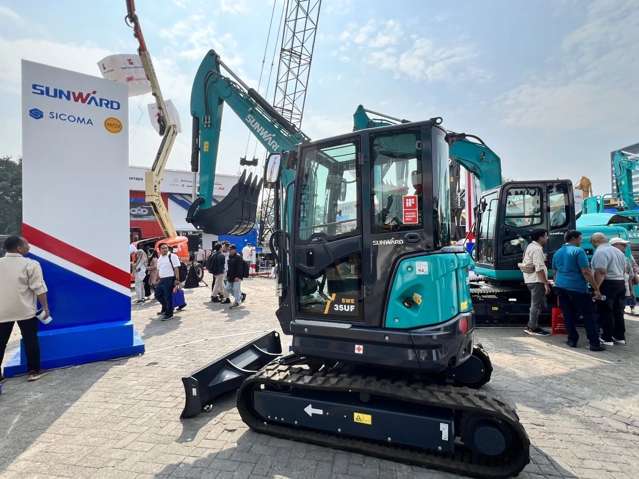 深耕细作，，逆势增添！九州ku酷游智能艳服亮相印尼雅加达矿业展