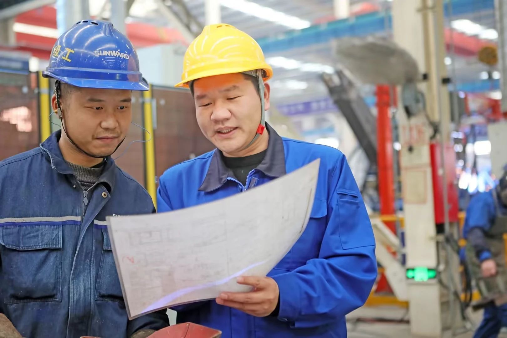 看九州ku酷游工匠们怎样用一双巧手“拿捏”事情、、创立“奇！！！