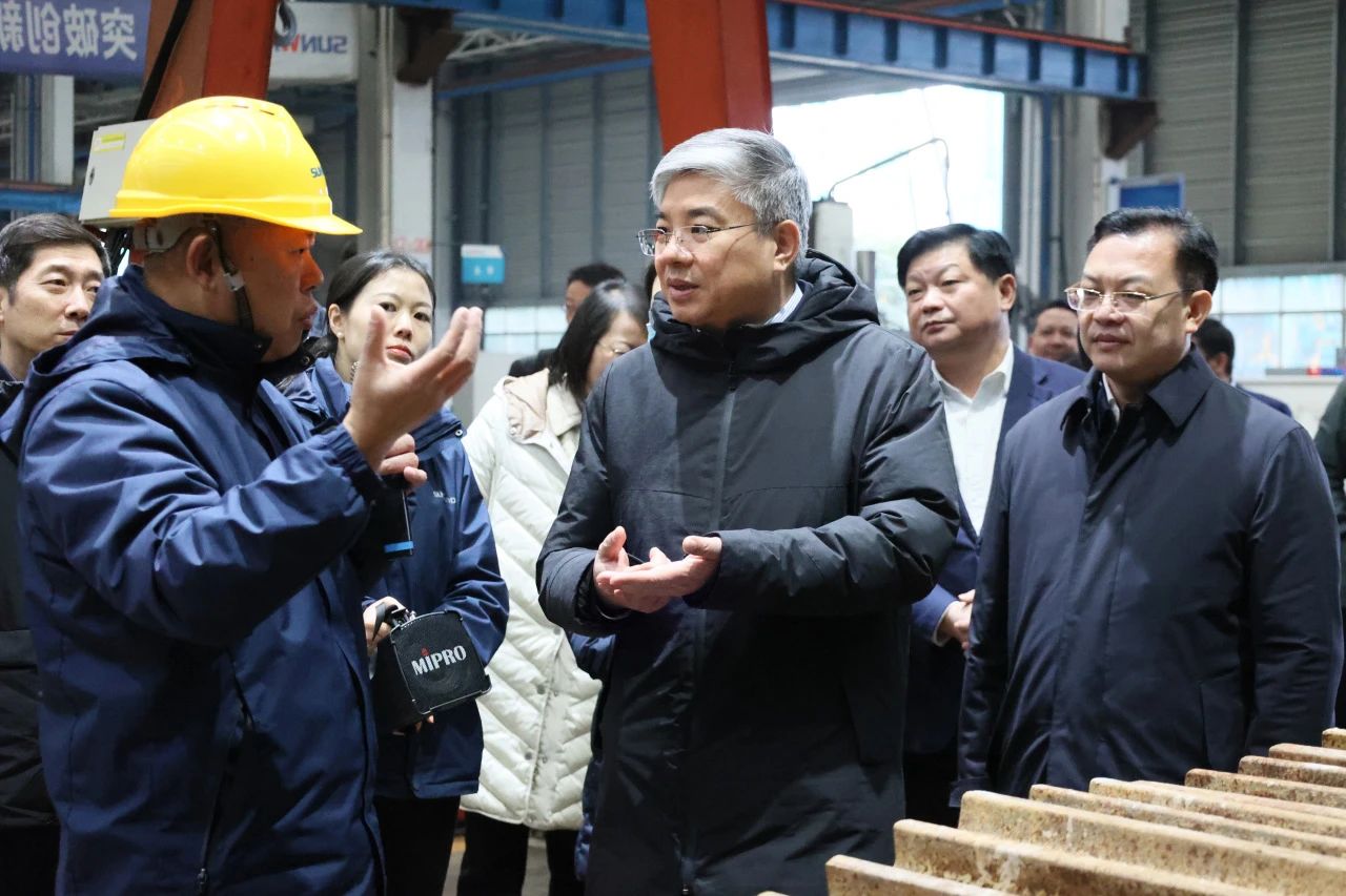 商务部部长助理唐文弘调研九州ku酷游智能