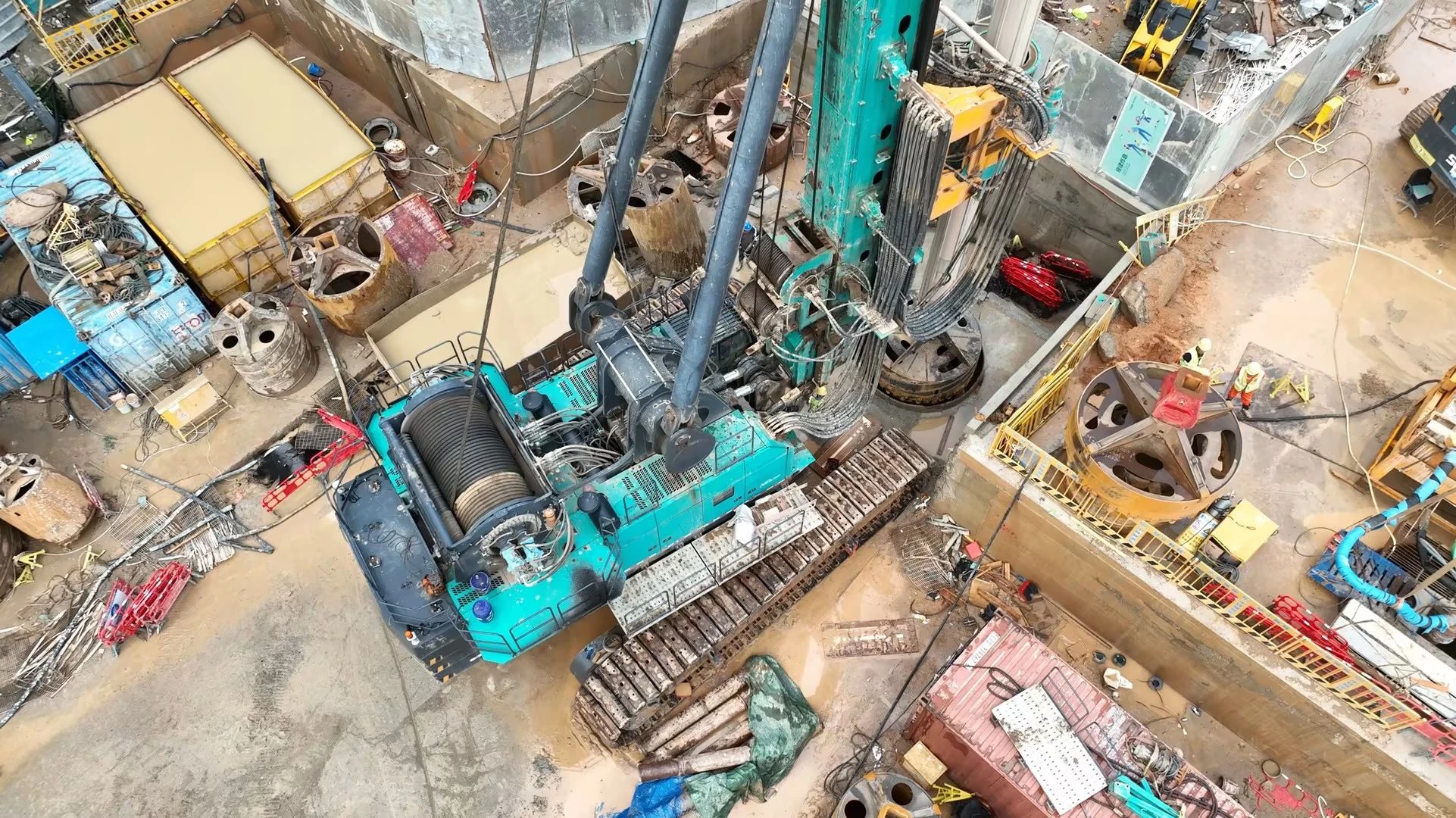 性能突出，，，超强助力！！！九州ku酷游智能旋挖钻机助力深圳地铁五和站施工