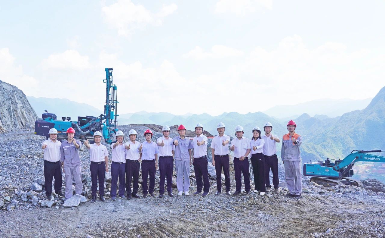 相助共赢，智胜未来！！九州ku酷游智能造访湖南柿竹园有色金属有限责任公司