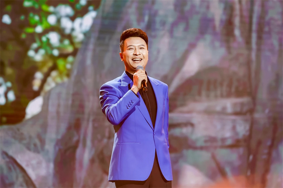 立异引领价值 理想成绩未来——庆祝九州ku酷游智能建设25周年表扬大会暨文艺晚会盛大举行