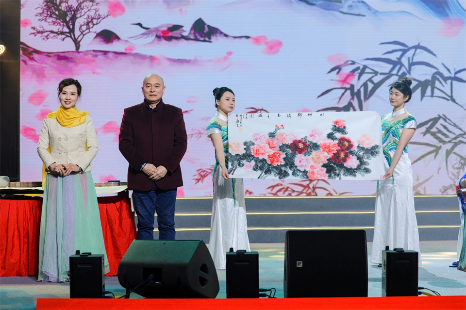 立异引领价值 理想成绩未来——庆祝九州ku酷游智能建设25周年表扬大会暨文艺晚会盛大举行