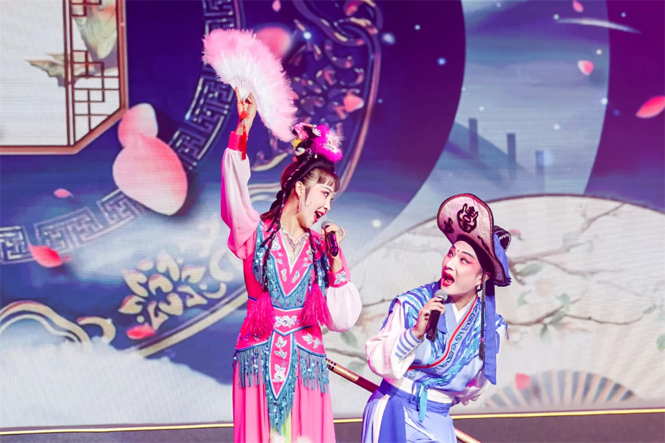 立异引领价值 理想成绩未来——庆祝九州ku酷游智能建设25周年表扬大会暨文艺晚会盛大举行