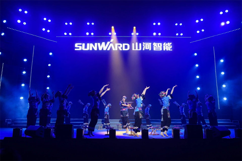 立异引领价值 理想成绩未来——庆祝九州ku酷游智能建设25周年表扬大会暨文艺晚会盛大举行