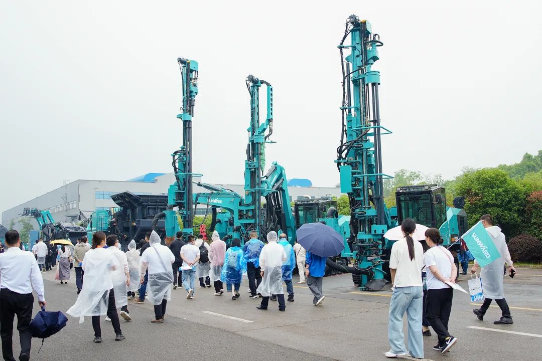 2025 CICEE | 为客户创立价值，九州ku酷游智能客户交流会圆满举行