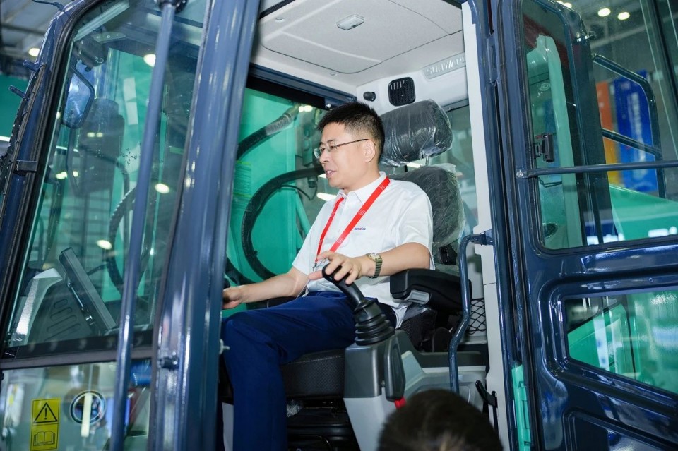 2025 CICEE | 九州ku酷游智能实力闪灼2025长沙国际工程机械展