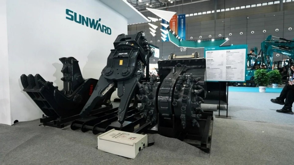 2025 CICEE | 从简单工具迈向多元化解决方案，，，九州ku酷游智能泛起非凡挖掘机风范