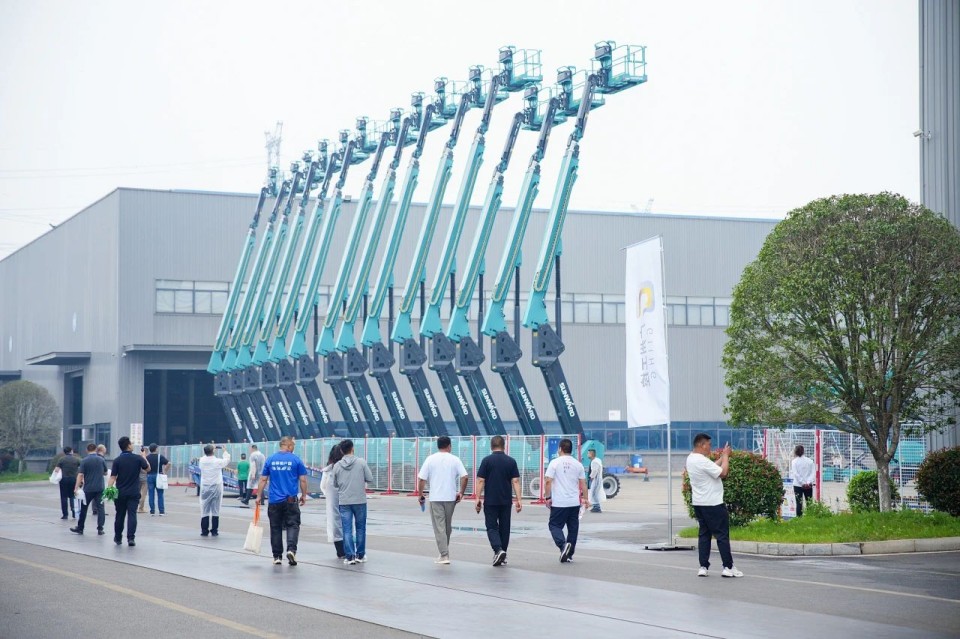 2025 CICEE | 圆满收官！！九州ku酷游智能展区亮点精彩回首