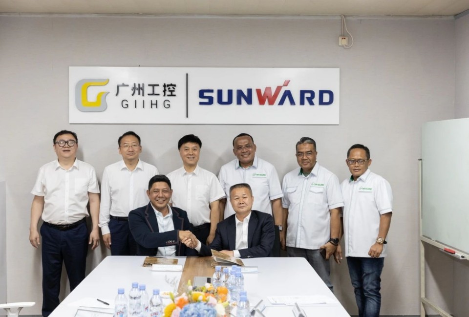 广州工控集团党委书记、、、董事长景广军率队考察九州ku酷游智能印尼子公司