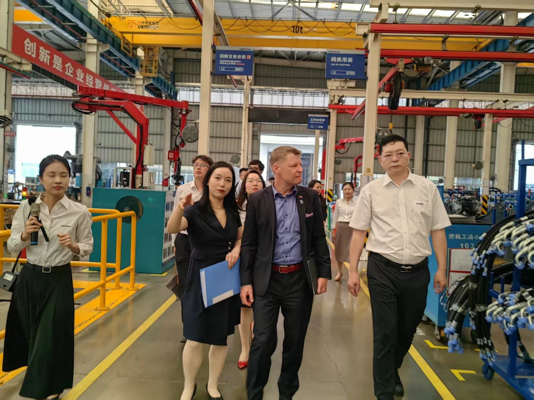 芬兰驻华大使馆商务参赞到访九州ku酷游智能