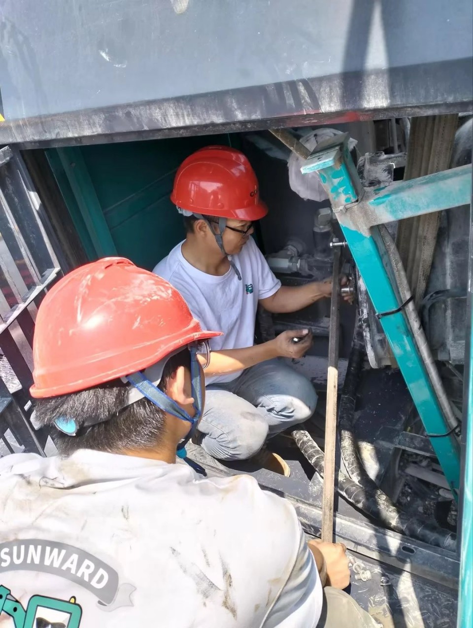 跨越九州ku酷游万里 智启服务新程——九州ku酷游矿岩“服务万里行”活动走进海螺水泥