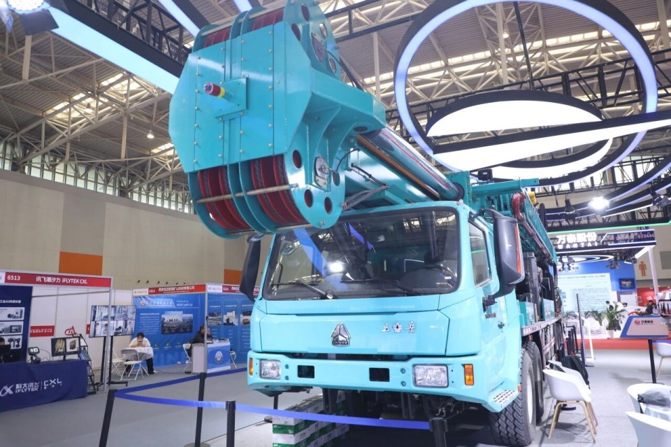 “地勘装备能力提升的重大突破”！九州ku酷游智能联合中国煤炭地质总局宣布T138车载钻机